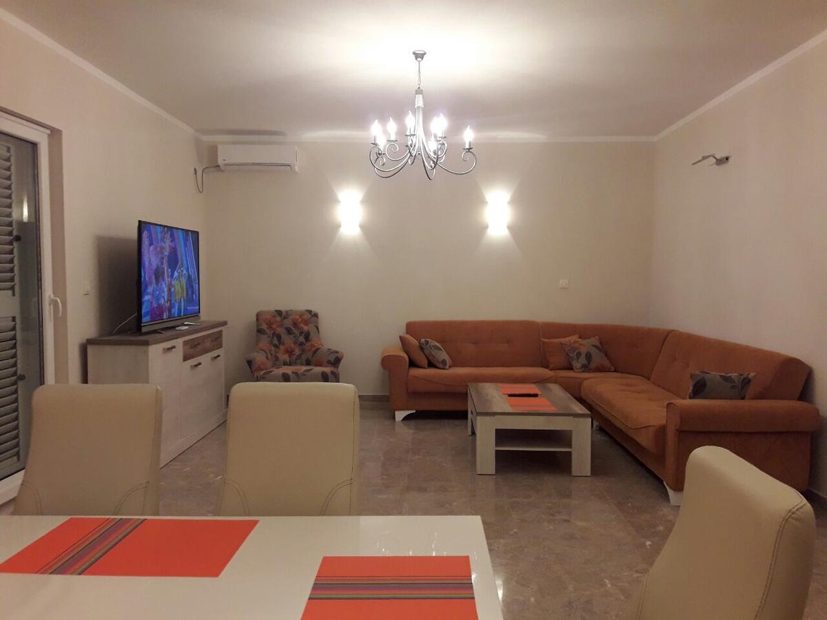 Apartments Lux Life Utjeha Dış mekan fotoğraf